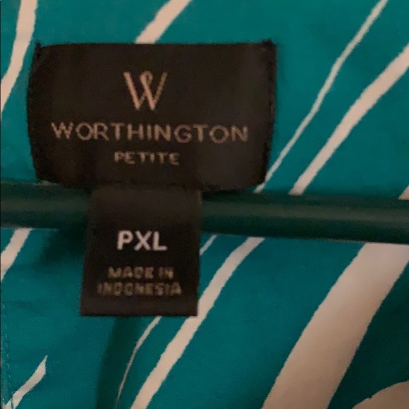 Sleeveless top - Picture 2 of 3